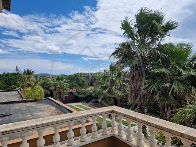 Foto ba74fdb3-39e7-43cb-b9bf-a7d583a81843. Xalet amb xemeneia calefacció aparcament piscina a Palamós