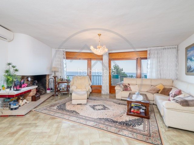 Foto 9b1bf18a-bccb-4e59-90ec-e89bb42fa0db. Xalet amb calefacció piscina a Tamariu