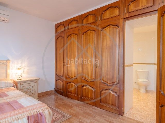Foto b7d83d5d-525e-47ec-aff5-4c460a43fe2d. Xalet amb calefacció piscina a Tamariu