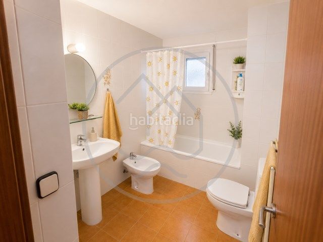Foto da7fc3f1-4362-4500-b946-0781936c72d3. Planta baixa amb xemeneia aparcament a Torre Valentina-Mas Vilar de La Mutxada-Treumal Sant Antoni de Calonge