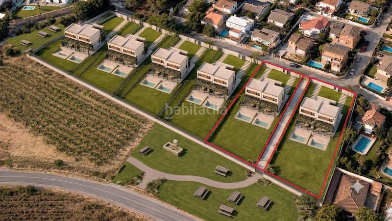 Foto a670de07-acea-4085-baef-bab49ae18a2a. Casa aparellada amb calefacció aparcament piscina a Calonge