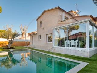 Xalet  Carrer de tenerife. Bonito chalet en calella de palafrugell