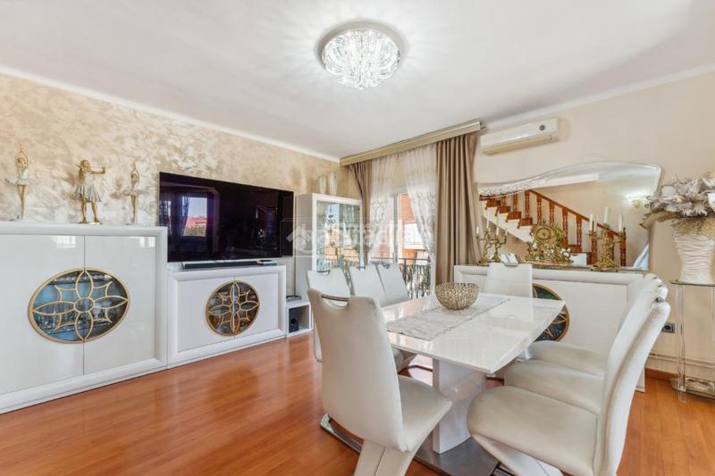 Foto 059b33e7-976e-4b21-b390-6f7bf10db413. Pis amb calefacció a Riera Cornellà de Llobregat