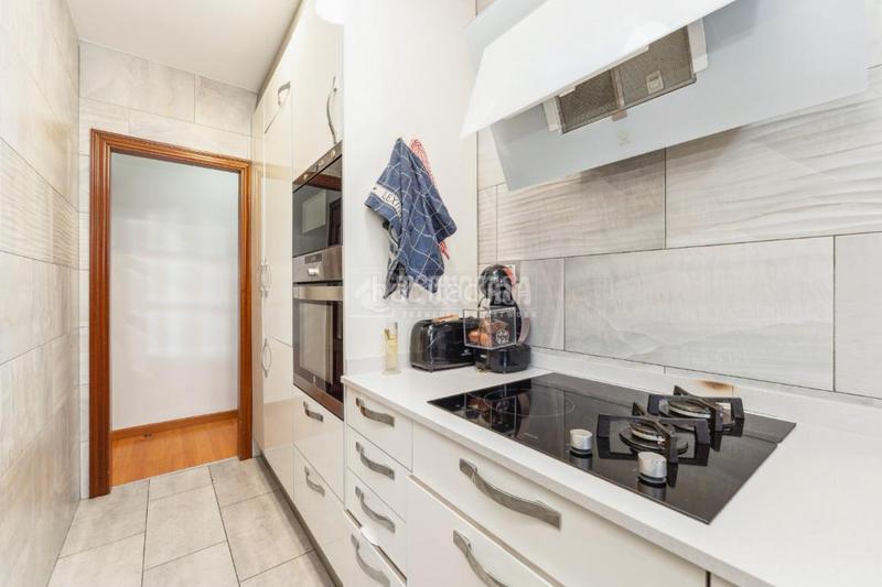 Foto 19fc2584-ea0b-4d08-af4e-33eb9fb6e3bb. Pis amb calefacció a Riera Cornellà de Llobregat