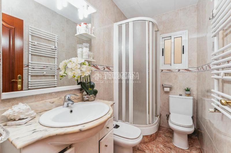 Foto 2529ff62-a5cb-4ee3-9f27-4a3d6fdfab14. Pis amb calefacció a Riera Cornellà de Llobregat