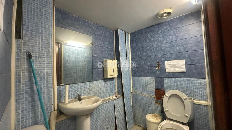 Foto 07261c93-1788-4bea-9e08-b33baa1a0495. Locale commerciale in La Gavarra Cornellà de Llobregat