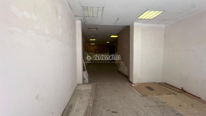 Foto eaeb030c-8978-4b6f-9f56-31428cddc2a6. Locale commerciale in La Gavarra Cornellà de Llobregat