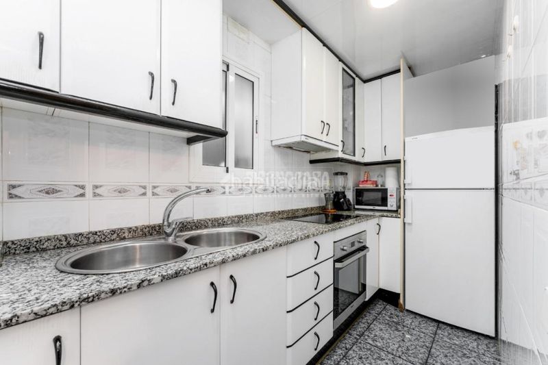 Foto 77300491-e70d-434e-aabb-112306f589fd. Flat in La Gavarra Cornellà de Llobregat