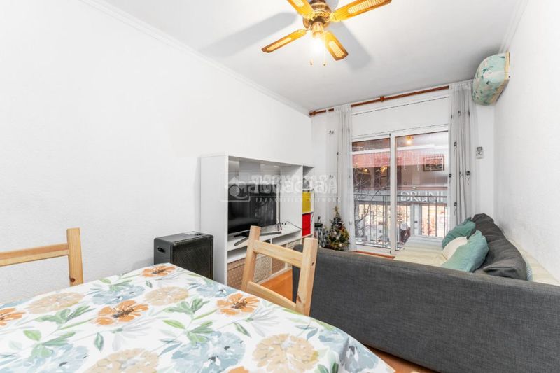 Foto 956e5125-cbb2-4556-bee9-3f1b1d2b8158. Flat in La Gavarra Cornellà de Llobregat