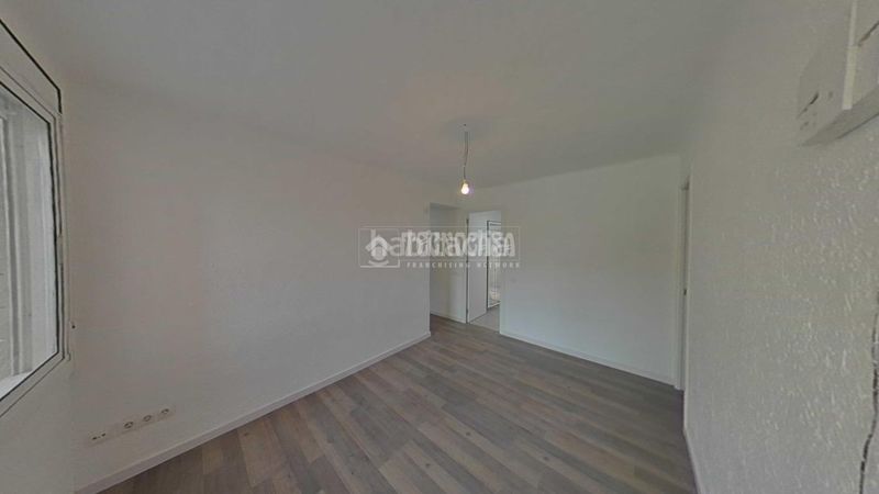 Foto 3477bdac-eaa3-4e53-b529-62fc6f5b4771. Appartement dans Sant Ildefons Cornellà de Llobregat