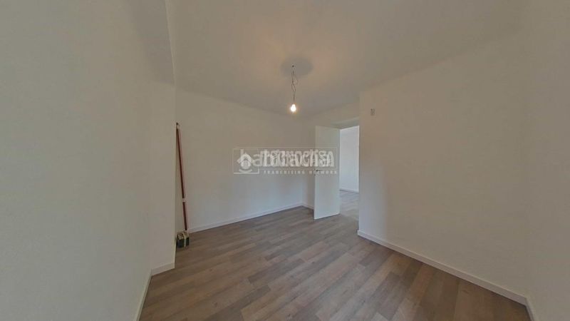 Foto df839360-2437-4952-88c5-0030208a98dd. Appartement dans Sant Ildefons Cornellà de Llobregat
