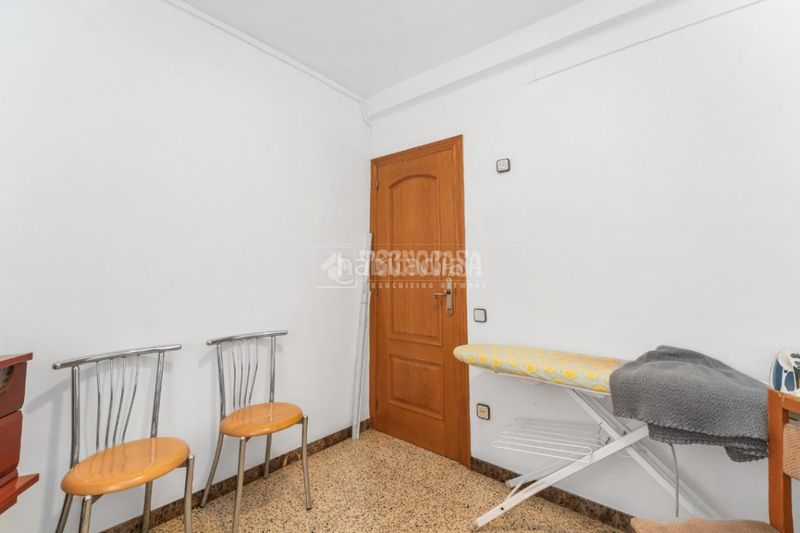 Foto 4749ba4a-1fa1-49a7-937d-dd479d2b9907. Etagenwohnung in La Gavarra Cornellà de Llobregat