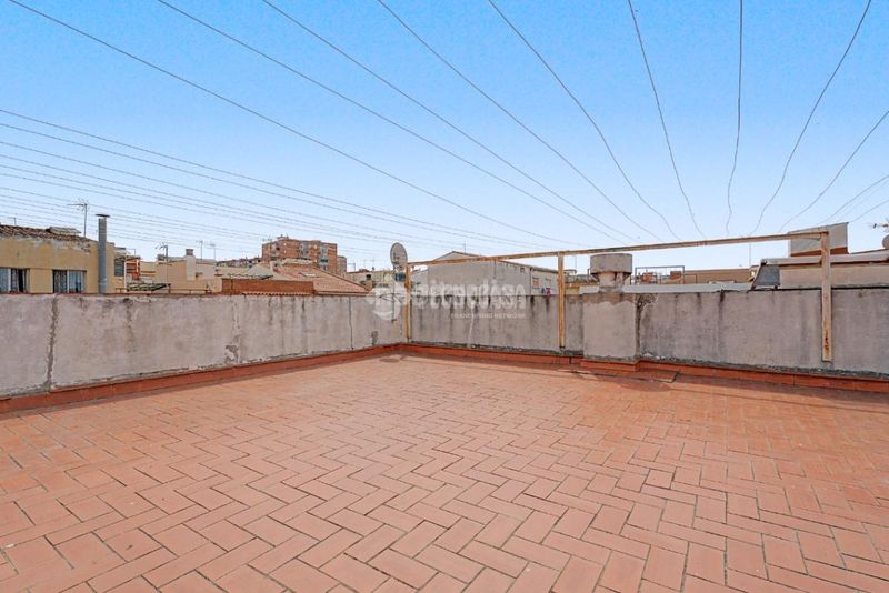 Foto 3580528e-3fa7-4c83-bd01-a9966209e150. Piso  en venta en La Gavarra Cornellà de Llobregat