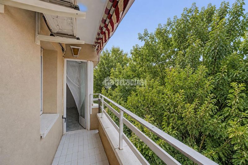 Foto 7be614b2-e1a4-4af3-949d-24969255d94e. Piso  en venta en La Gavarra Cornellà de Llobregat