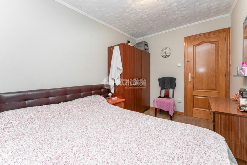 Foto 40c9043e-9650-4e9f-a722-ba4fb7597a7e. Flat in La Gavarra Cornellà de Llobregat
