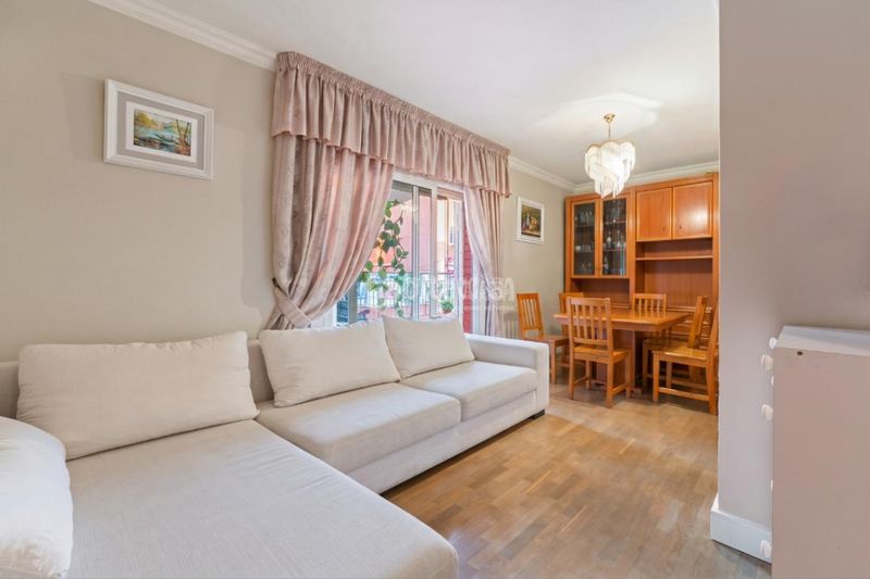 Foto ab01d549-0bb1-4590-abe7-647ff90fc570. Flat in La Gavarra Cornellà de Llobregat