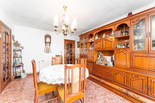 Flat in La Gavarra. Piso en venta en cornell de llobregat