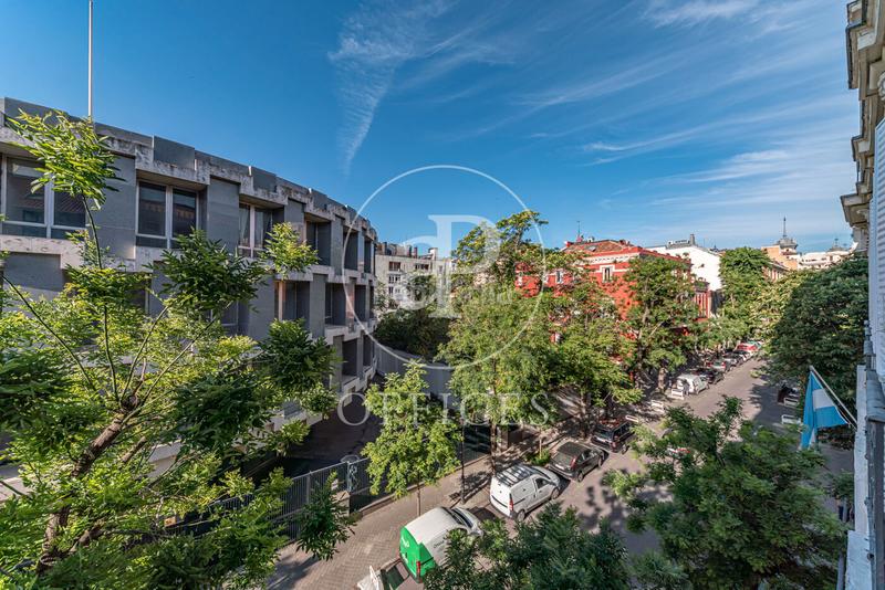 Foto be60bef4-8988-4ab0-b215-41ec9ead8cfd. Lloguer oficina amb calefacció a Almagro Madrid