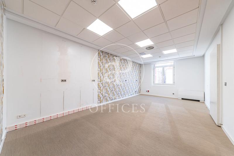Foto 51c6ead4-649f-4f3a-892d-fda0098e191b. Location bureau avec chauffage dans Almagro Madrid