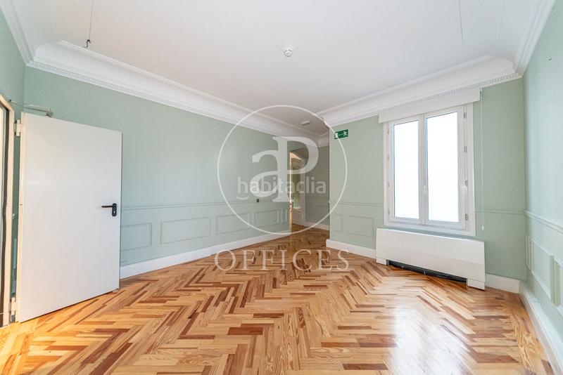 Foto 53fc5fa2-cce6-4770-b6eb-aa5a5308b4fb. Location bureau avec chauffage dans Almagro Madrid