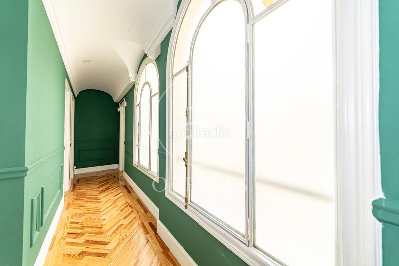 Foto 63684c61-6ff5-4f4e-9ba3-4666944bb69c. Rent office space with heating in Almagro Madrid