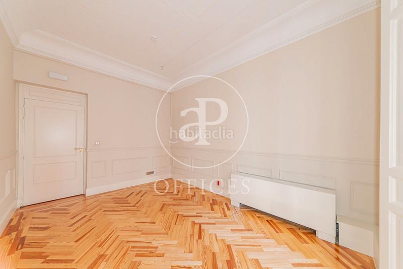 Foto 712ce4e0-ea14-4bb4-90d9-baf0dca53806. Rent office space with heating in Almagro Madrid