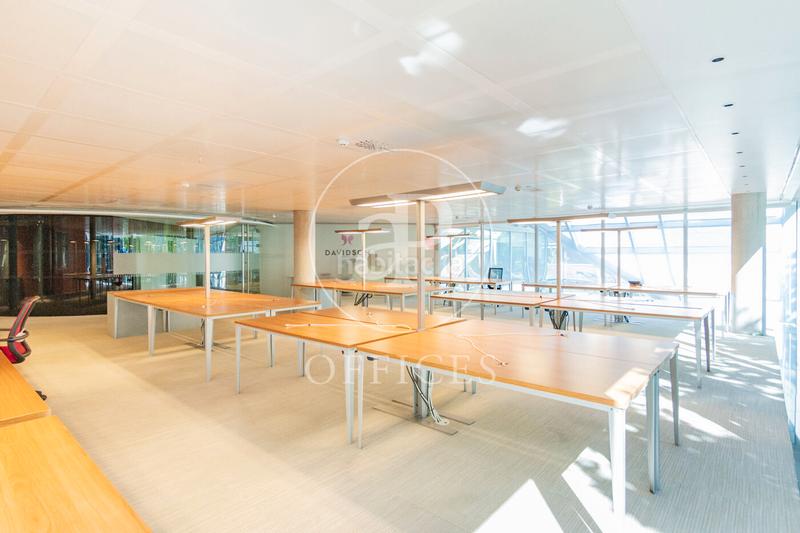 Foto e9daf3c5-eb2e-4186-b32a-20b9393a1996. Rent office space with heating in Delicias Madrid