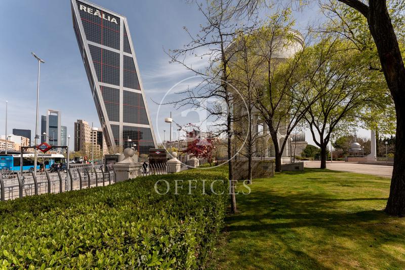 Foto 28d764ba-7a29-498f-8b5e-5964de30d7ef. Location bureau dans p.º de la castellana 216 dans Castilla Madrid