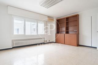 Office space  C. del poeta joan maragall. Oficina en venta en paseo de la castellana