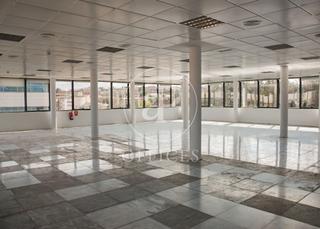 Location Bureau à Av. de bruselas 13. Oficina en alquiler en  arroyo de la vega