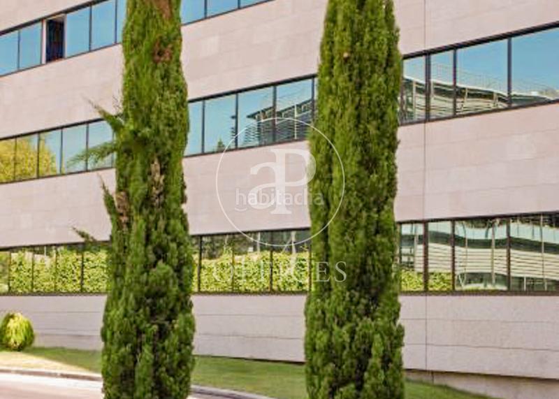 Foto 9d364cbd-ae69-4e88-957c-f34cf34e65b3. Rent office space with heating in La Florida - El Plantío Madrid