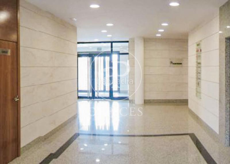 Foto 18fb5ced-f081-4520-af5e-760748ba66aa. Miete büro mit heizung in La Florida - El Plantío Madrid