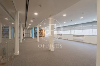 Rent Office space in Tres Olivos-Valverde. Oficina en alquiler junto a la ampliación del paseo de la castel