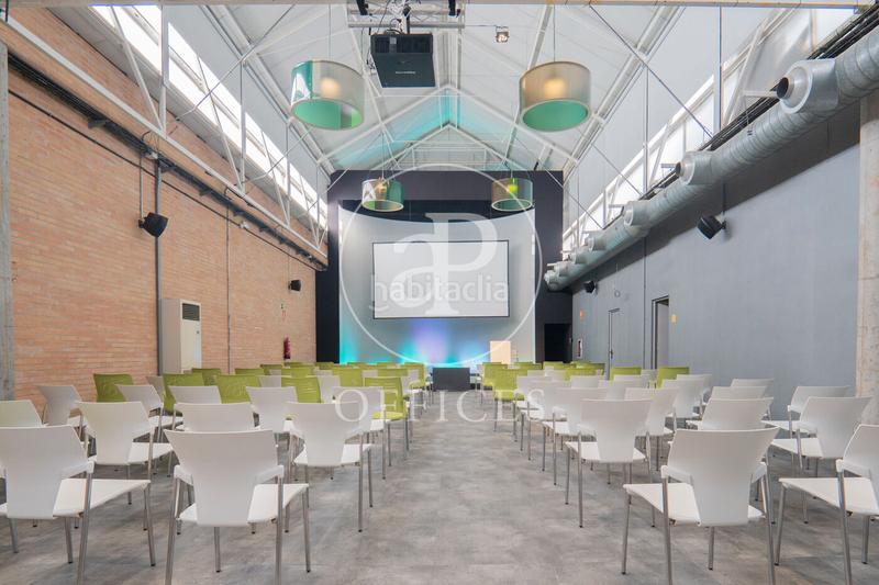 Foto bf56d390-274c-4f11-8e6b-acce7fda78ca. Affitto ufficio in Tres Olivos-Valverde Madrid