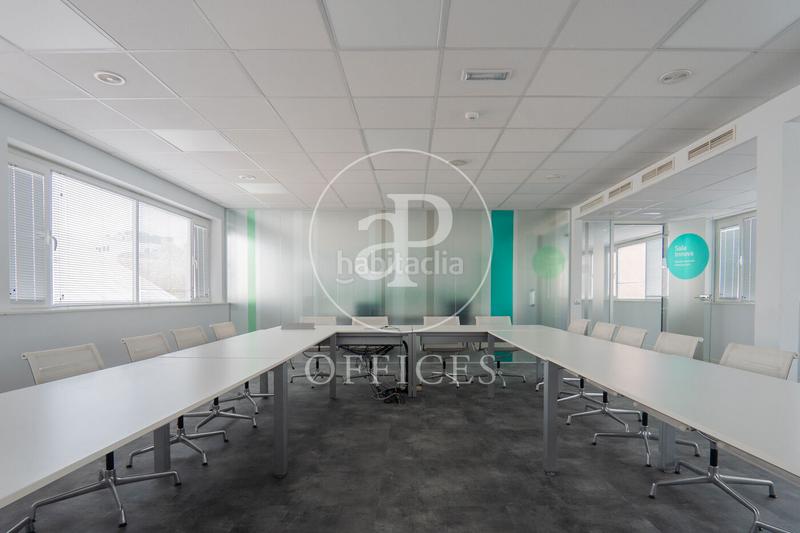 Foto 02cf26c8-d1ee-4266-bf03-41760f44db56. Rent office space in Tres Olivos-Valverde Madrid