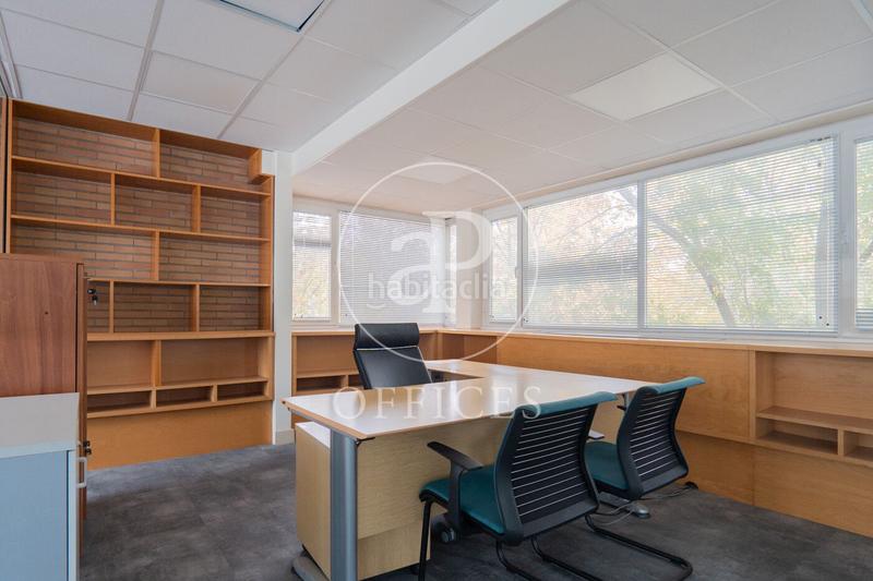 Foto 558228ef-09d4-4517-898c-9bb129172344. Rent office space in Tres Olivos-Valverde Madrid