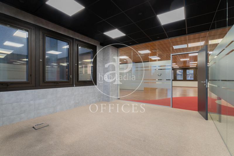 Foto 0c95a26a-5a38-43db-adae-6df3efbdc35d. Rent office space with heating in Atalaya Madrid