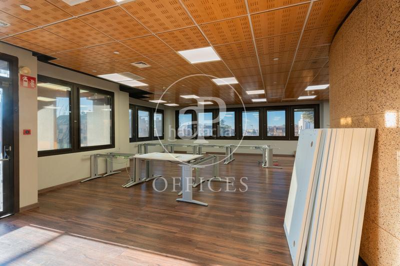 Foto 3358a20f-143c-42ec-8bf8-788418071735. Rent office space with heating in Atalaya Madrid