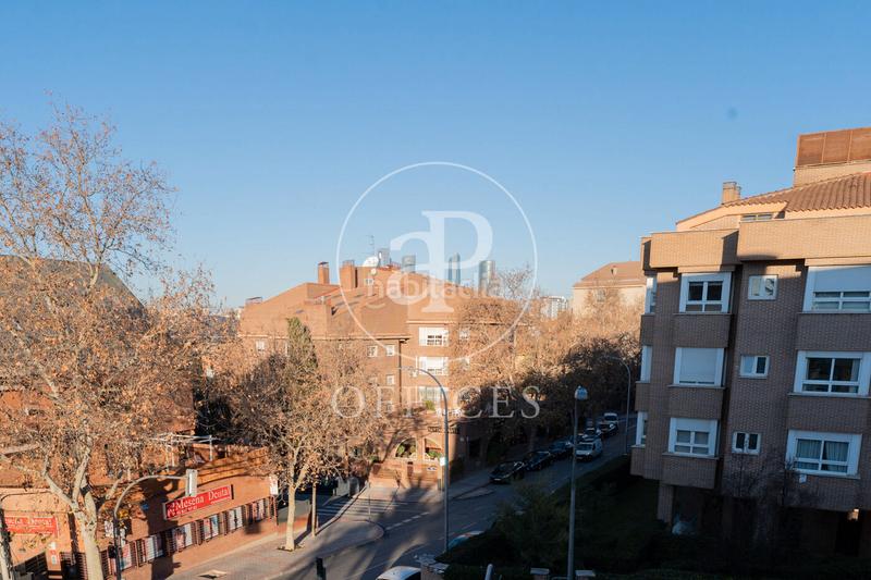 Foto 51a39e0f-9510-4dc8-af1f-9413cf64bac4. Rent office space with heating in Atalaya Madrid