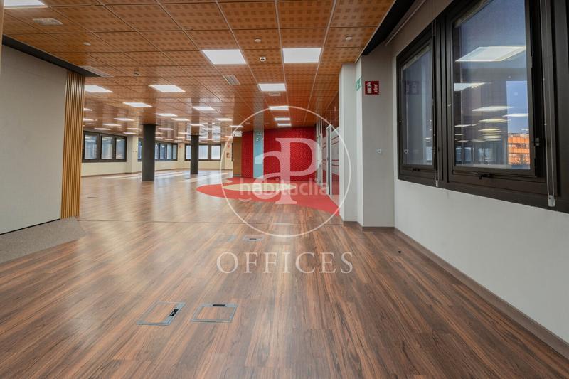 Foto 61366304-2af5-4af1-ad80-df372dedc948. Rent office space with heating in Atalaya Madrid