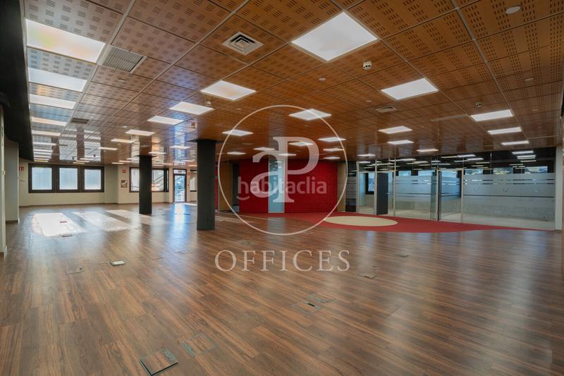 Foto bb70eef4-cce5-4eae-be94-bd441e638a72. Rent office space with heating in Atalaya Madrid