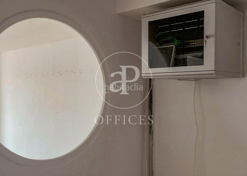 Foto e6d710b9-aa2e-42f1-8283-3c0f816241d6. Lloguer oficina amb calefacció a Universidad-Malasaña Madrid
