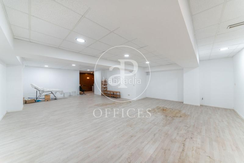 Foto 34ee8c21-d220-48fb-aadf-9804c999272a. Office space with heating in Castillejos-Cuzco Madrid