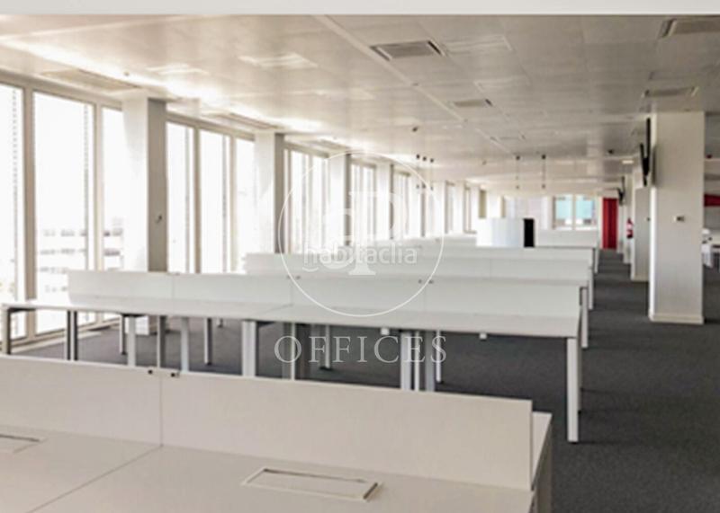 Foto f589daf3-57e0-4f4f-9c57-f8d3b30891aa. Rent office space with heating in San Juan Bautista Madrid