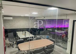 Office space in Fuente del Berro. Oficina en venta en fuente del berro