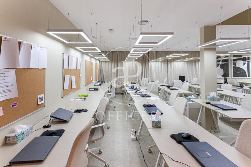 Foto a0090519-e93e-4196-94ba-a3fde0060d2c. Office space in Argüelles Madrid