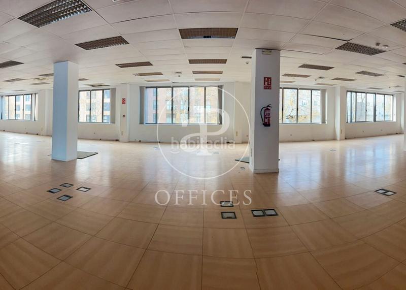 Foto 79722f88-68b7-4b83-84d0-3794facd199e. Rent office space with heating in Delicias Madrid