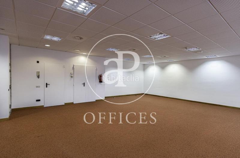 Foto e4b11826-41df-464d-b148-74bbd656dc93. Alquiler oficina  en alquiler en barajas en Madrid