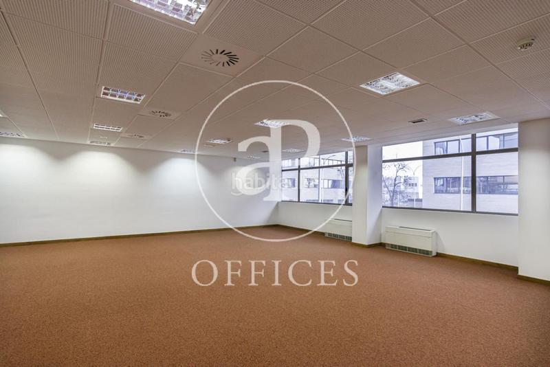 Foto 2d5d83de-c7b3-487c-a5da-9d7356060ac3. Miete büro mit heizung in Aeropuerto Madrid