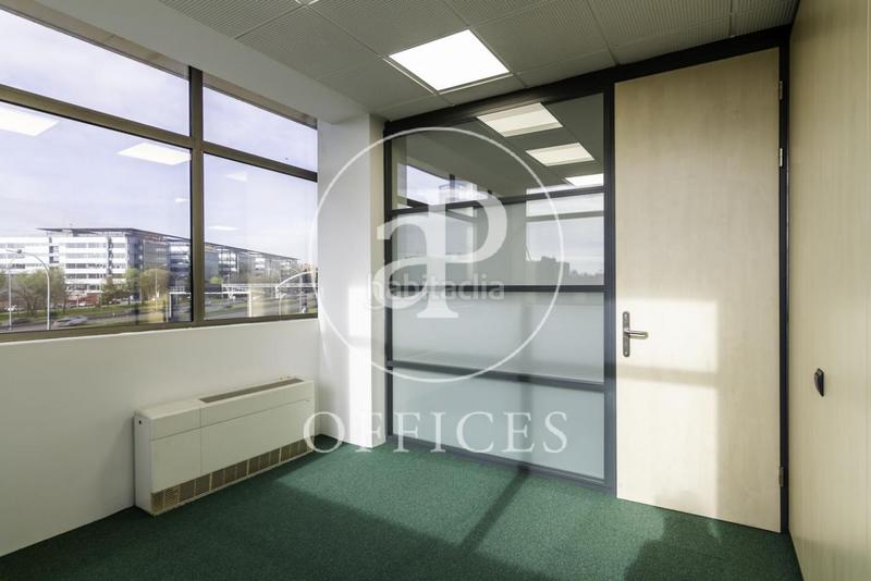 Foto ecc3ba27-f60e-457e-95e3-e1a6d26ac529. Miete büro mit heizung in Aeropuerto Madrid